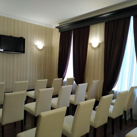 דנייפרופטרובסק Hotel Business Apartments מראה חיצוני תמונה
